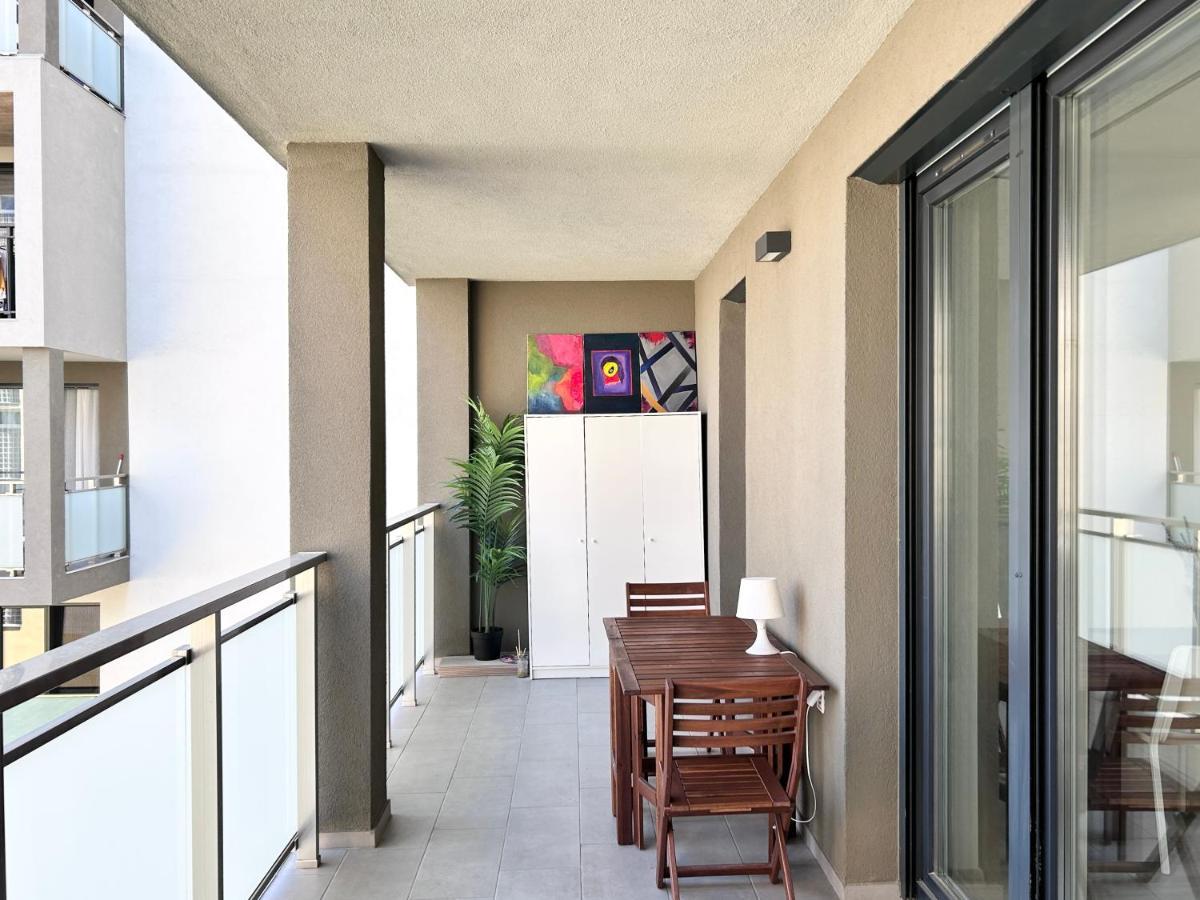 New 2022 Family&Friends Downtown Ac 3Br 2Ba Free Parking Big Balcony Near Metro&Train Station Self Check-In Apt Budapest Bagian luar foto